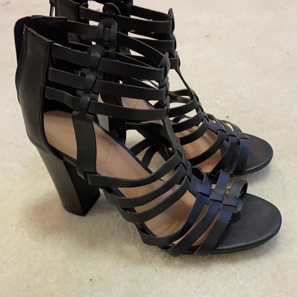 Charlotte Russe strappy black heels - Picture 4 of 4